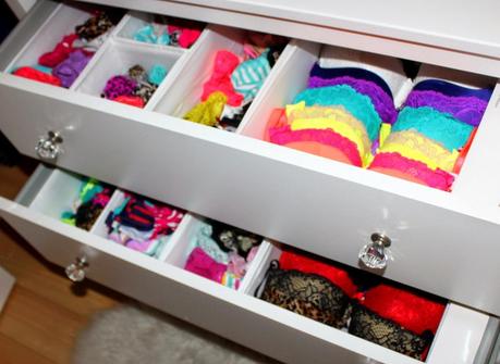 how to organize your bedroom drawers