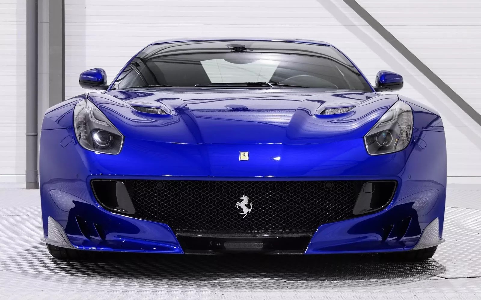 One Off Electric Blue Ferrari F12tdf Is A Million Dollar Investment Photo Gallery