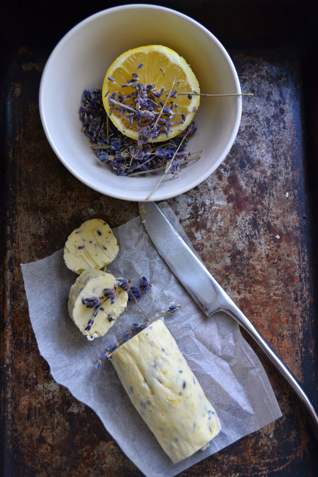 Savoury Wednesday: Lavendel - Zitronen Butter mit Meersalz - The Recipe ...