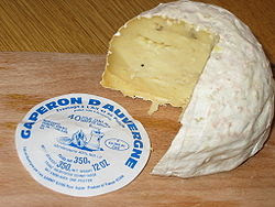 250px-Cheese-FR-Gaperon.JPG