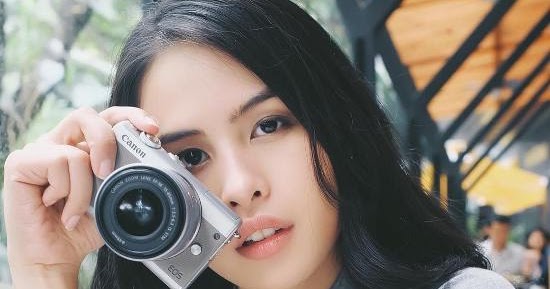 Profil Terlengkap Maudy Ayunda: Masa Kecil Dan Keluarga, Pacar Atau