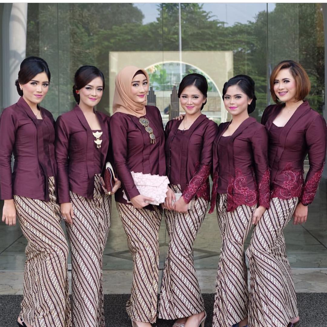 Kebaya Batik Modern Parang Kecil  Inspirasi Kebaya Modern