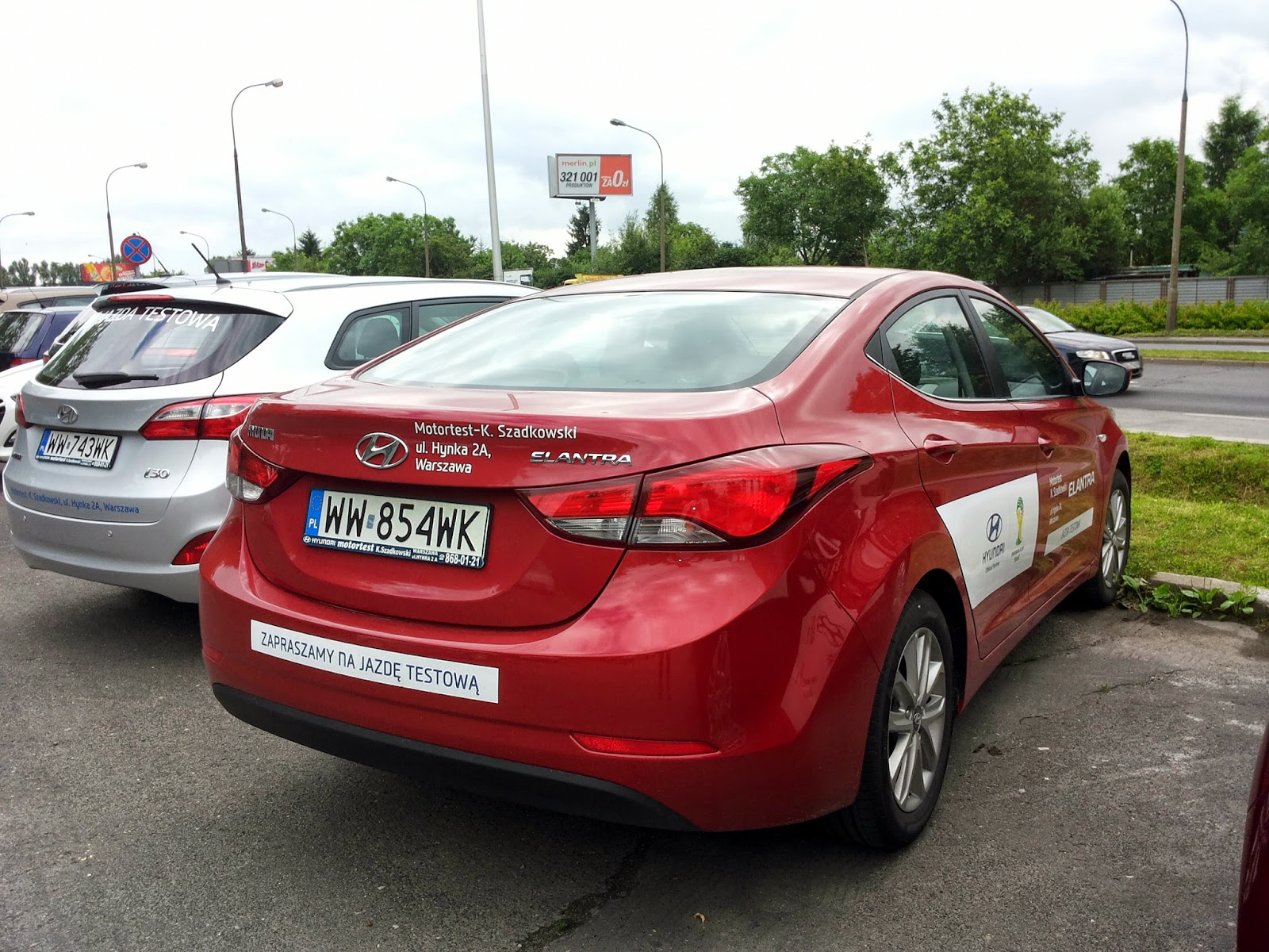 Old Parked Cars Warsaw Tak się wozimy Hyundai Elantra