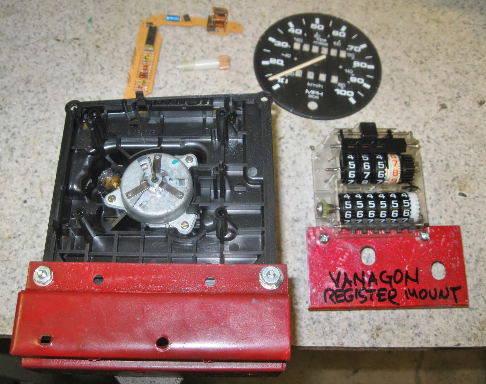 SAAB JOURNAL VOLKSWAGEN VANAGON SPEEDOMETER REPAIR