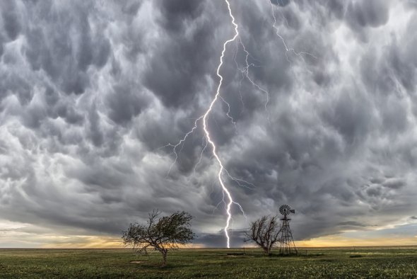 As incríveis fotografias de tempestades, raios e tornados de Jason Weingart Jason Weingart fotografia tempestades raios relâmpagos nuvens chuva natureza impressionante