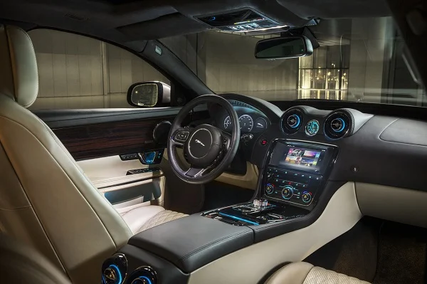 Interior Jaguar XJR