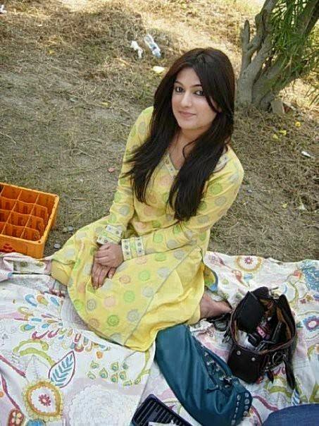 Beautiful Desi Sexy Girls Hot Videos Cute Pretty Photos Beautiful Pakistani Desi Villages Girls 