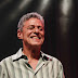 Chico Buarque vence prêmio literário na França.