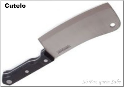 Foto de uma Faca Cutelo que em inglês é chamada de Cleaver Knife