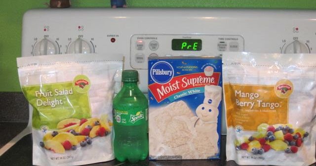 Cake Made With Soda And Frozen Fruit Cake Made With Soda And Frozen Fruit