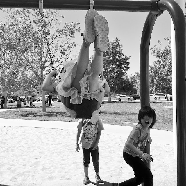 Lake Balboa Lake Balboa during spring break. See more pics at growinguphui.blogspot.com