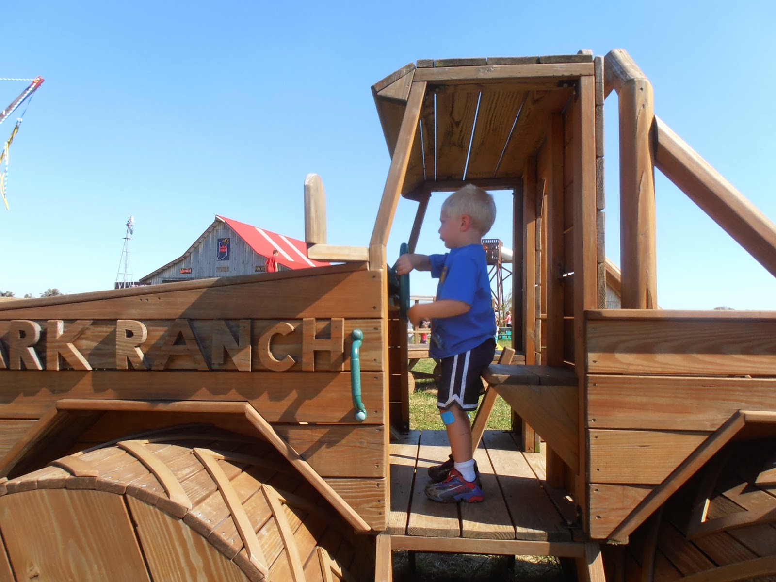 Two Little Vandys: Lark Ranch