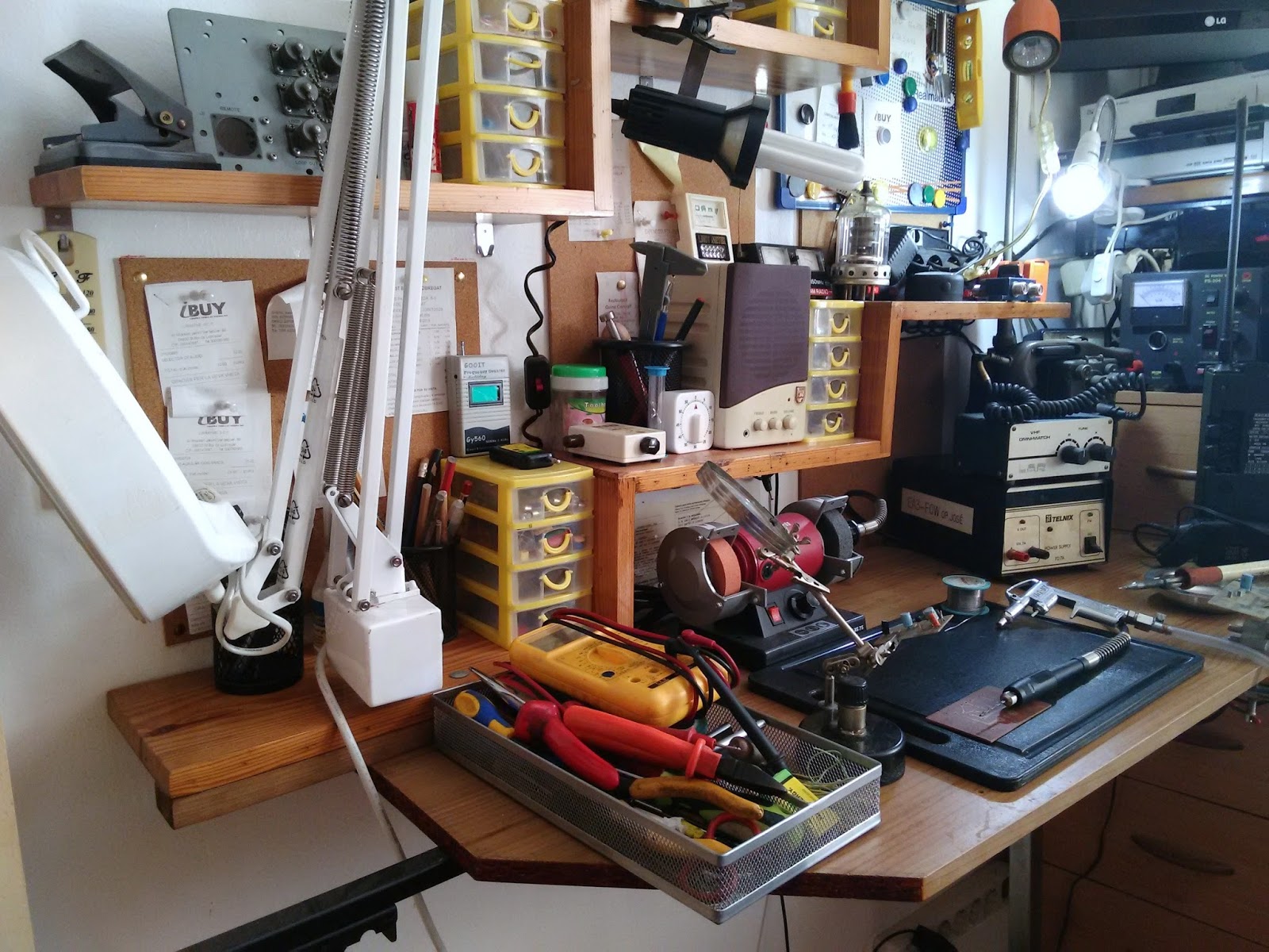 RADIO CIRCUITOS,MANUALES Y ESQUEMAS: MI ESTACIÓN DE RADIO