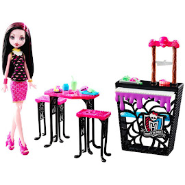 Monster High Draculaura Beast Bites Café Doll