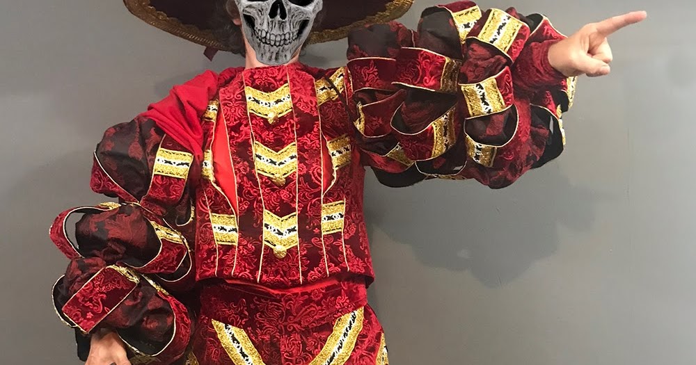 masque of the red death phantom of the opera costume