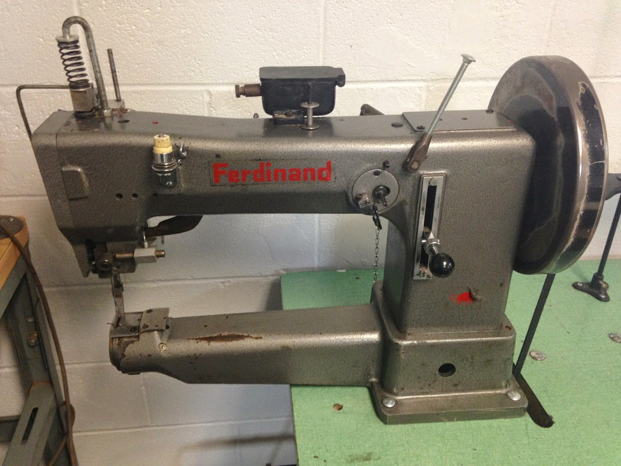 The Project Lady Toledo Industrial Sewing Machines The Project Lady Toledo Industrial Sewing Machines