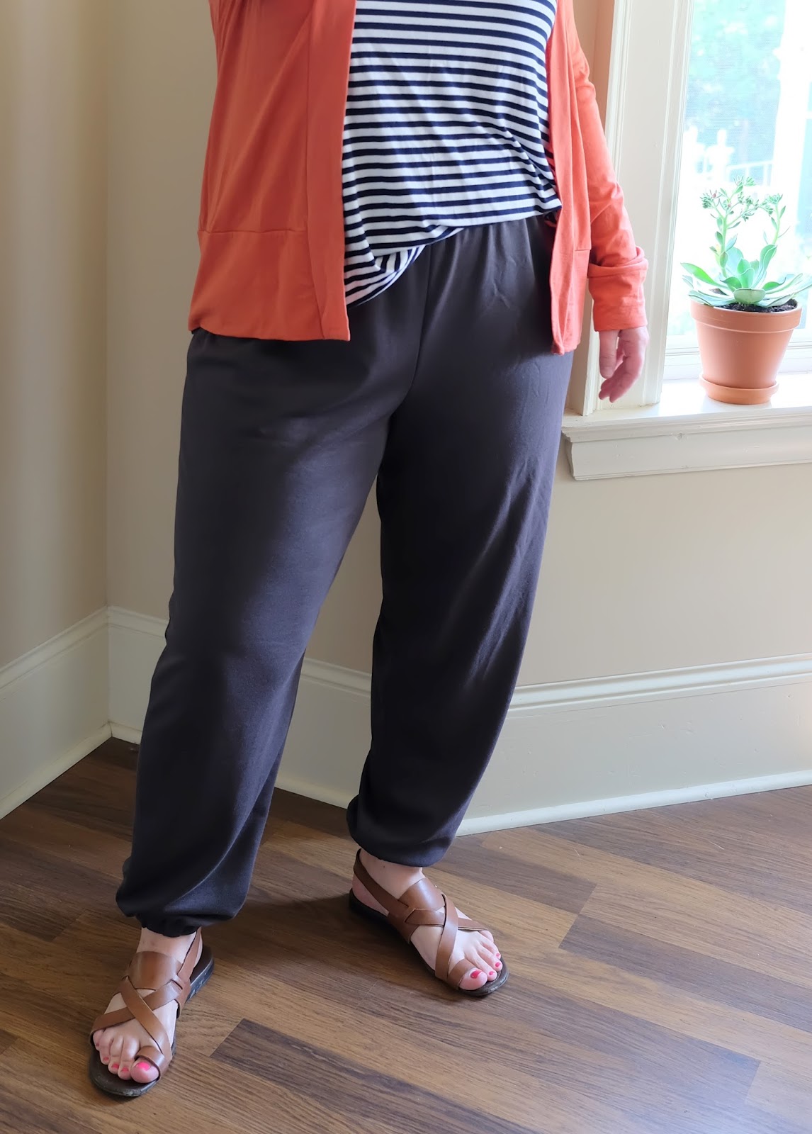 Simplicity Patten 8378 Misses' Knit Pants With Two Leg