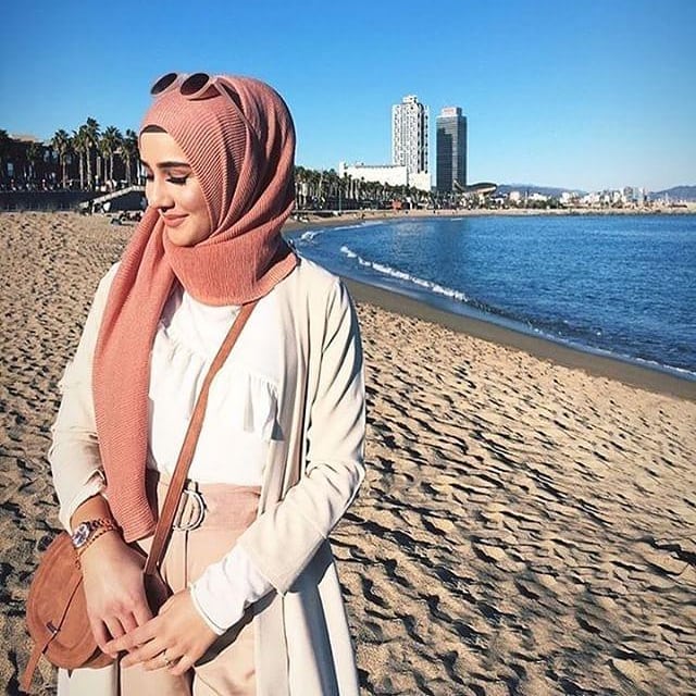 Hijab Chic Pour Femme Musulmane Style 2018 Hijab Fashion And Chic Style