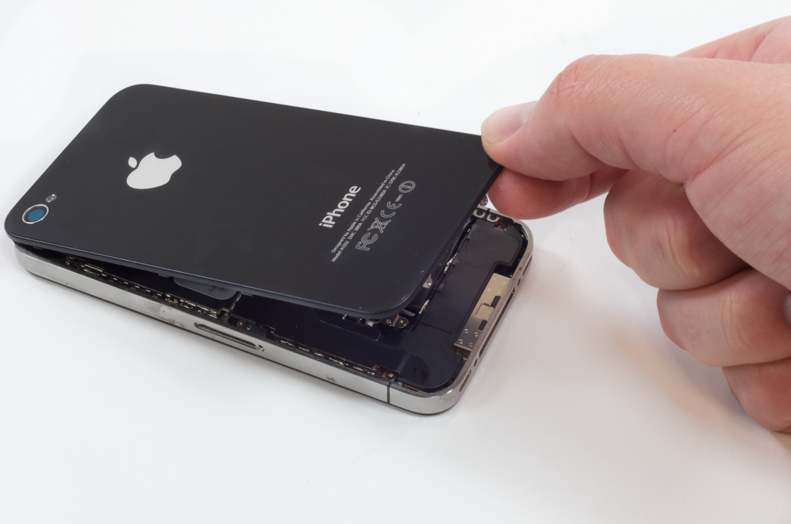 How to replace broken screen on your iPhone | Mobile Guides
