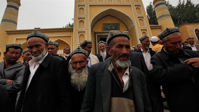 Chinese Govt Bans Long Beards, Veils in Muslim Dominated Region 
