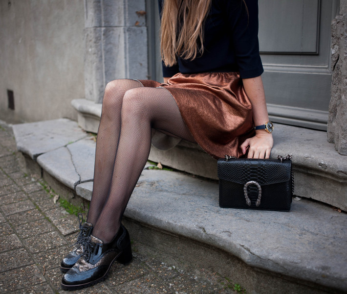 Outfit: bronze skirt and embellished collar