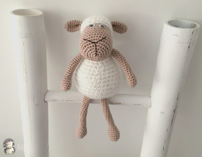 Ovejita amigurumi