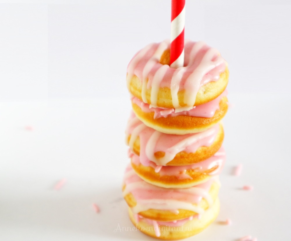 Blog over Feestelijke Traktaties, Printables, Sweet Tables en Taart! Zomerse donuts traktatie