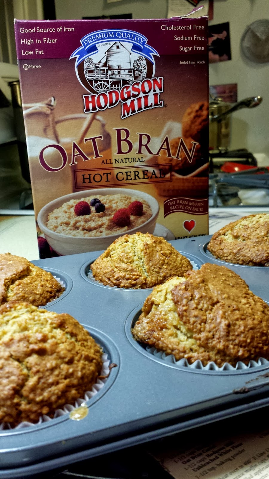 Piehole Midwest Oat Bran Applesauce Muffin Recipe, and Oat Bran as a