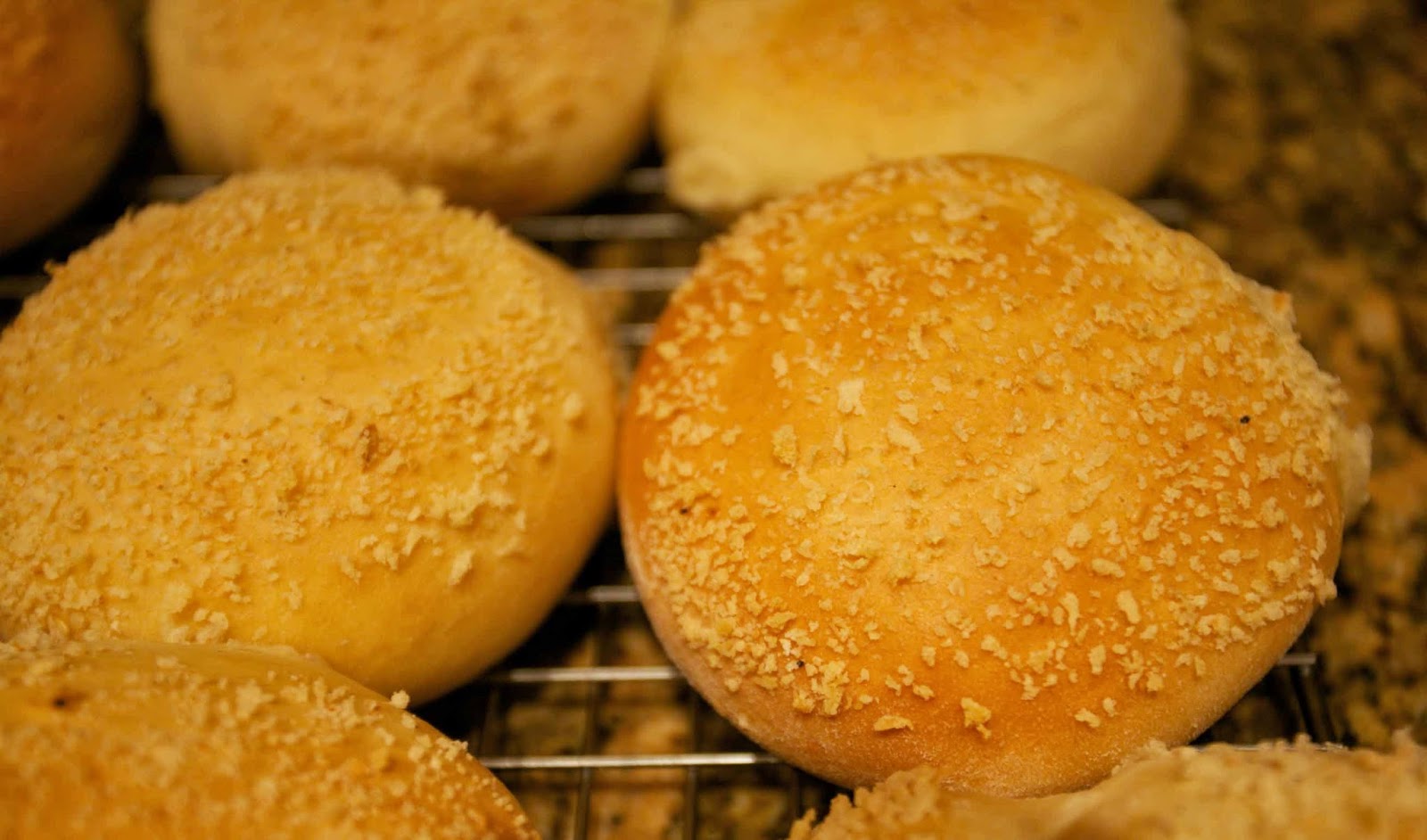 Filipino Pan de Sal