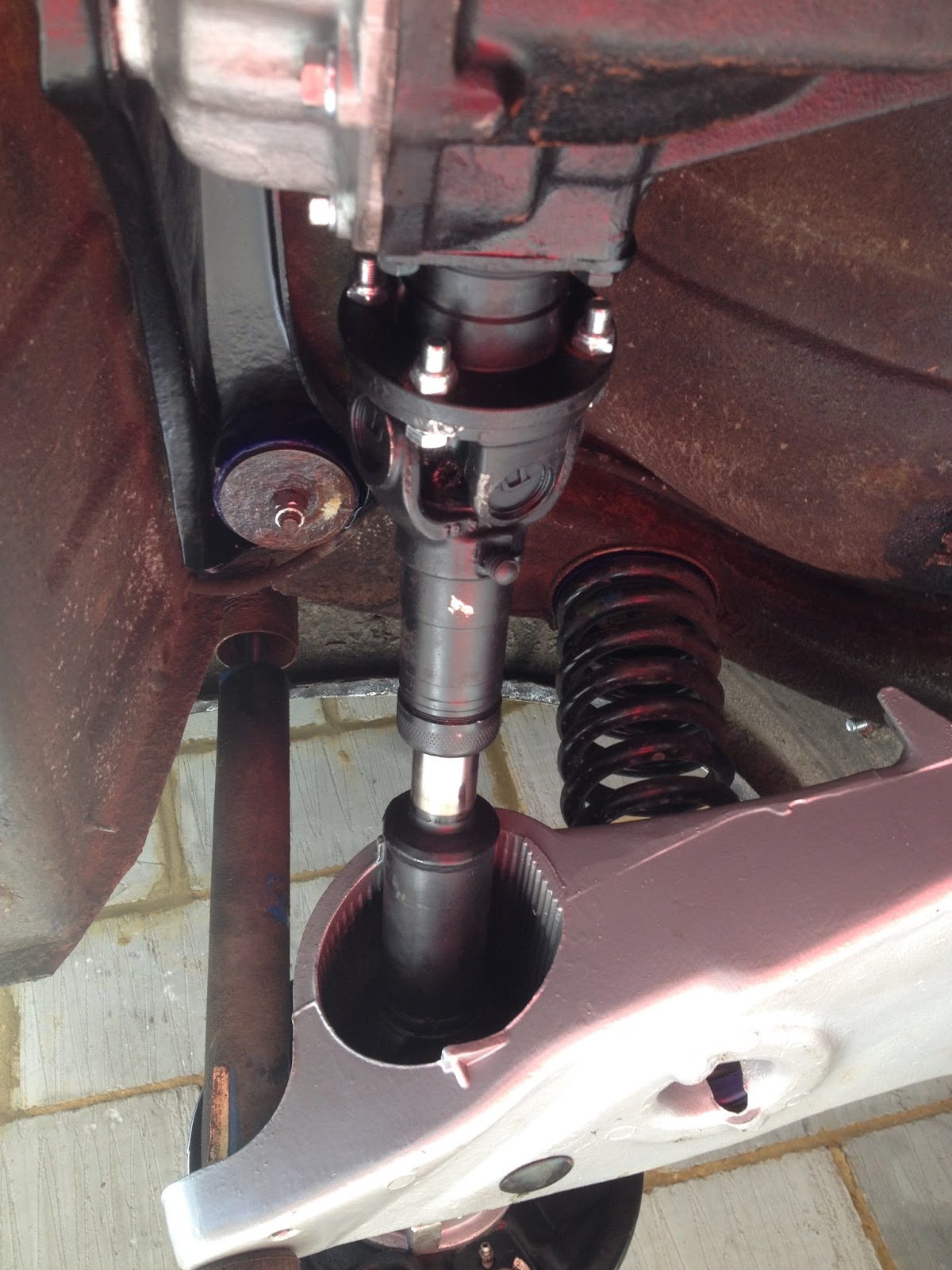 STELLA STAG MAKING A GOOD TRIUMPH STAG EVEN BETTER DRIVE SHAFTS AND BRAKES