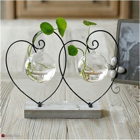 Simple Ideas For Using Glass In Home Decor 3
