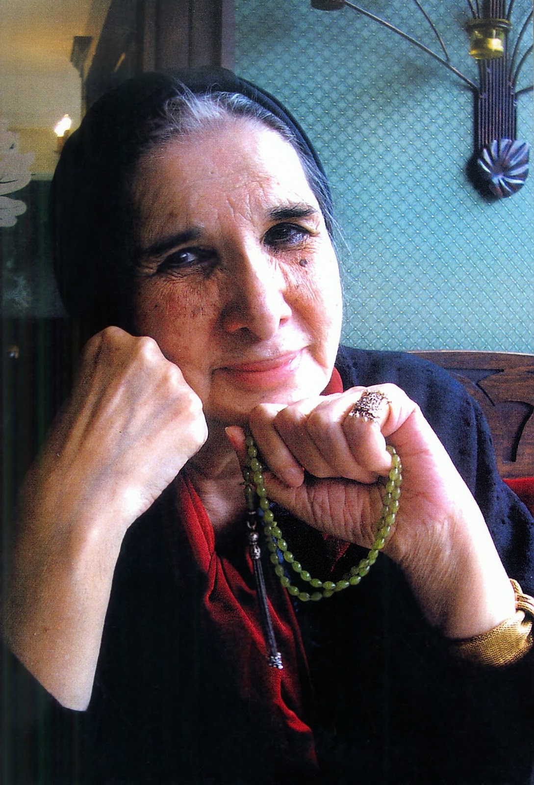 Ayşe Kadının Sandığı Ayşe Kadının Sandığı