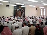 KEUTAMAAN SHOLAT BERJAMAAH SELAMA 40 HARI BERTURUT-TURUT TANPA TERLEWATKAN TAKBIROTUL IHROM BERSAMA IMAM KEUTAMAAN SHOLAT BERJAMAAH SELAMA 40 HARI BERTURUT-TURUT TANPA TERLEWATKAN TAKBIROTUL IHROM BERSAMA IMAM