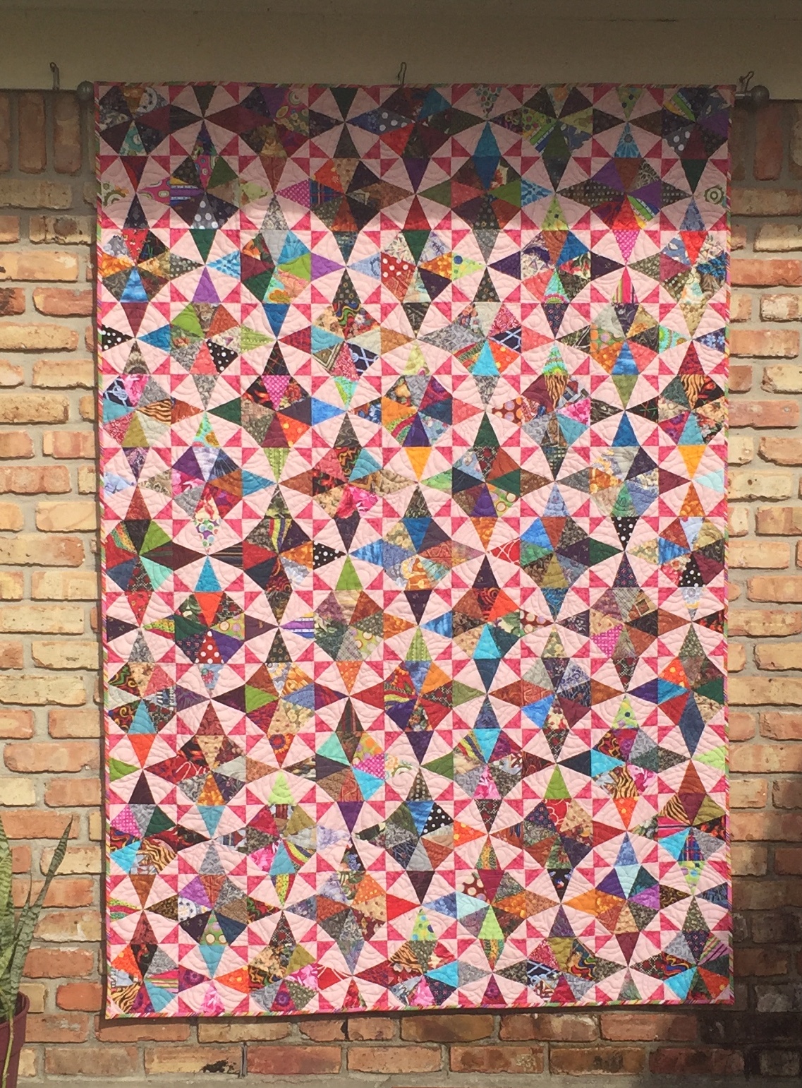 L' FAIR QUILTS Kitchen Sink Quilt 1 Finished!