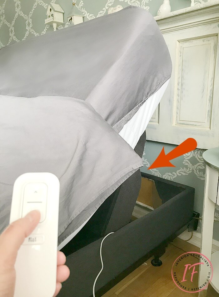A no-sew tailored bed skirt for adjustable reclining beds by modifying a standard bed skirt in under 30 minutes AND it's easy to remove for the wash!