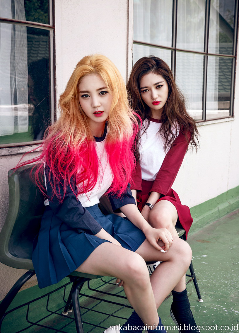 Корейская две девушки