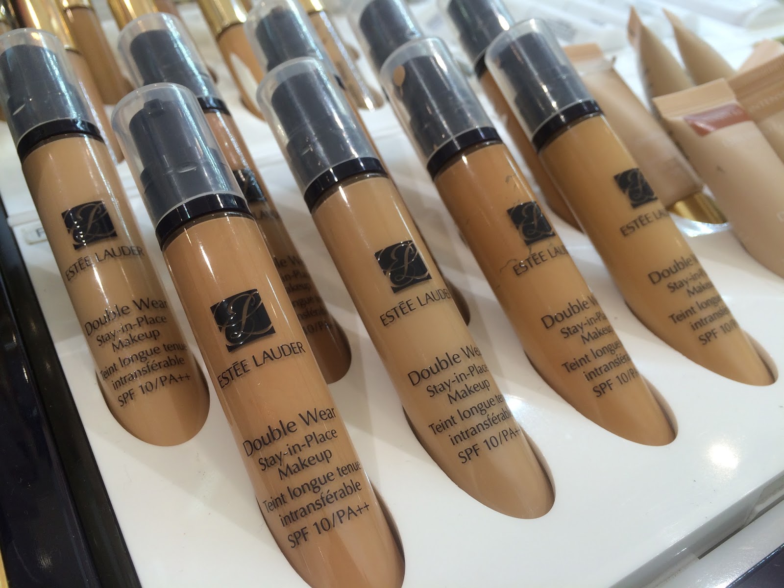 Sara Wanderlust How i found my right shade with ESTEE LAUDER double