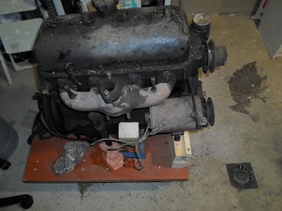 moteur Peugeot 203 moteur deposé 203 Peugeot