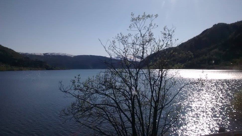 Lago Oppheimsvatnet (@mibaulviajero)