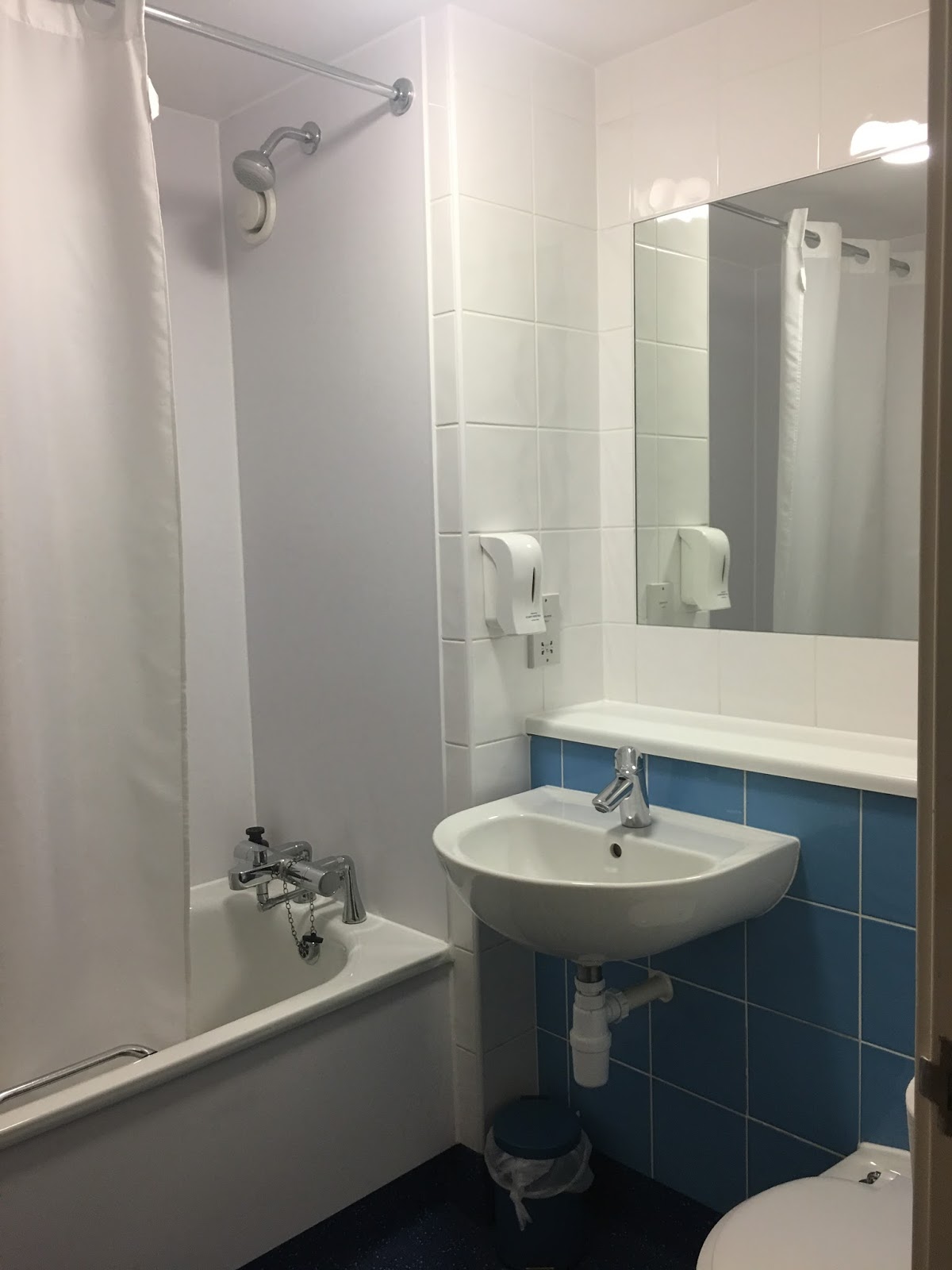 Fort Dunlop Travelodge review