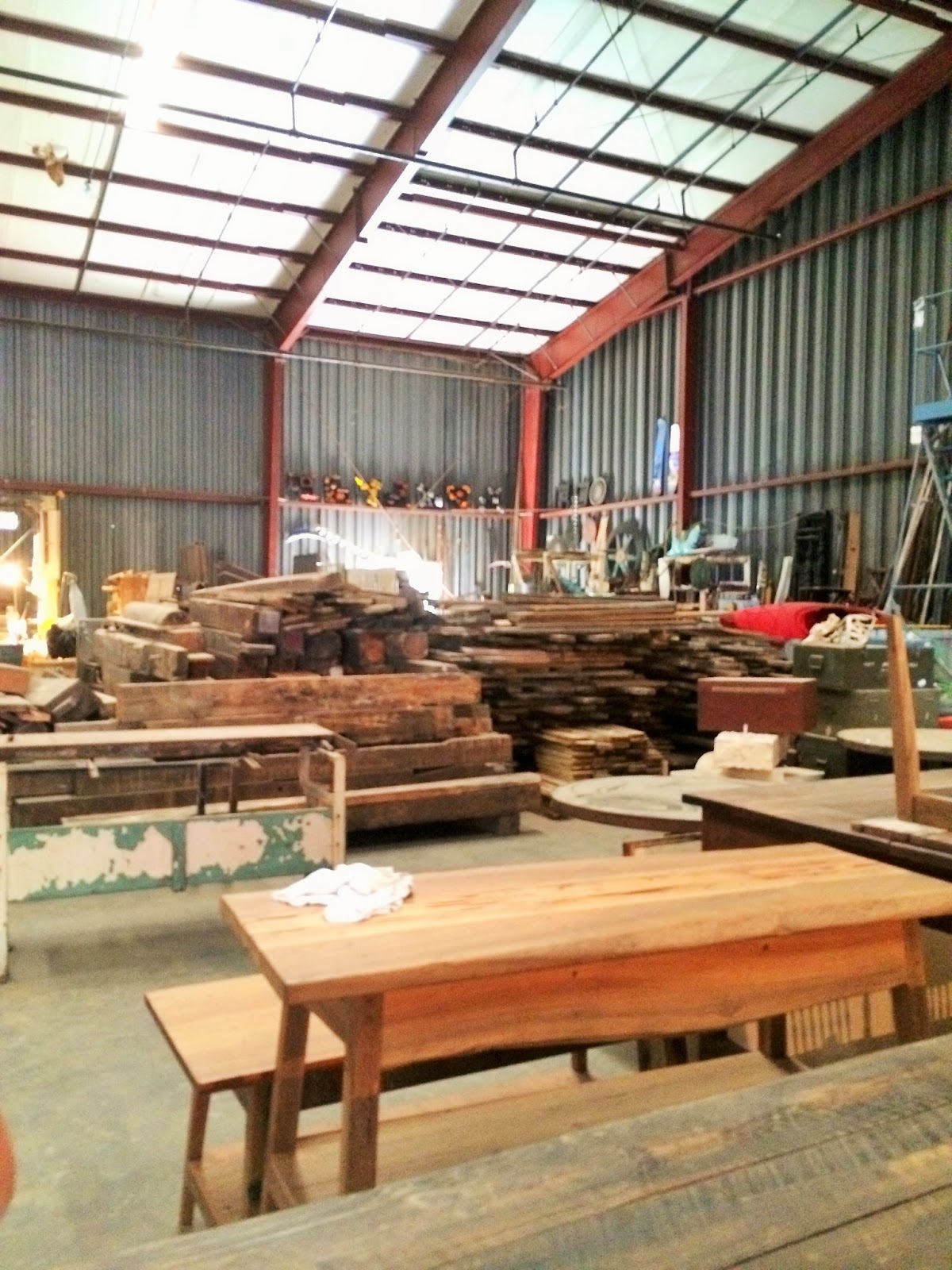 Jessica Stout Design Road Trip Charleston Sc Asheville Nc The Most Amazing Custom Tables Coffee Dining Islands Made From Old Reclaimed Wood If You Are Local In Charleston Sc Have To Check Out