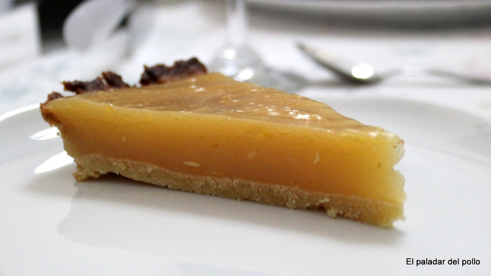 Tarta de limón con masa quebrada casera de almendra