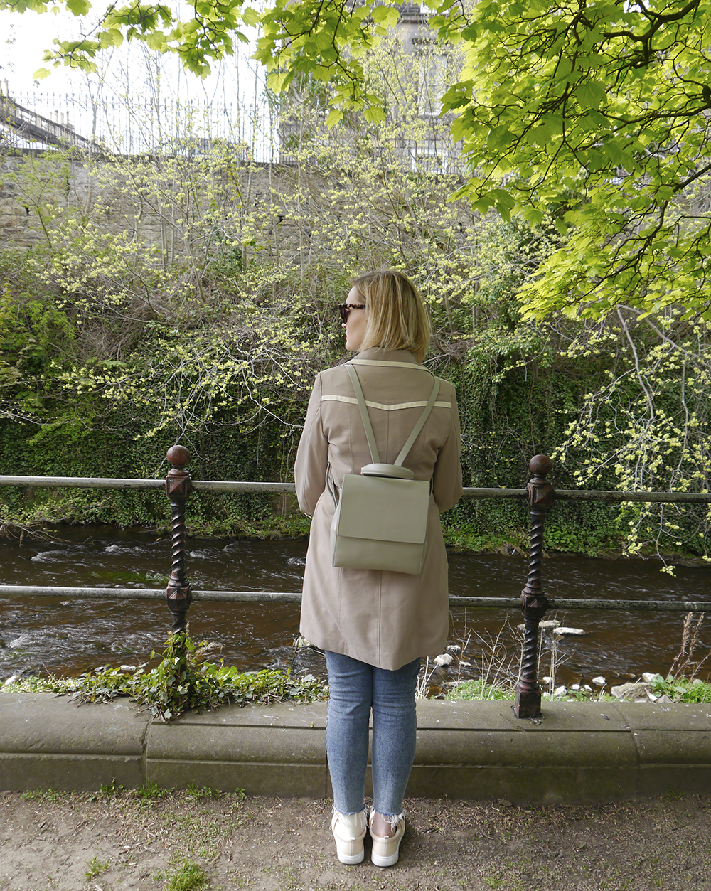 Adventures in Stockbridge, Edinburgh IOLLA Swinton tortoise shell sunglasses, IOLLA glasses, photoshoot in Stockbridge, affordable prescription sunglasses, Topshop backpack, oversized tortoishell catseye sunglasses