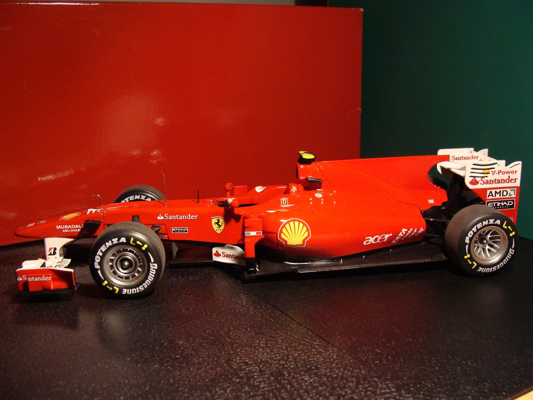 1 18 ferrari alonso f10 hotwheels - Collection