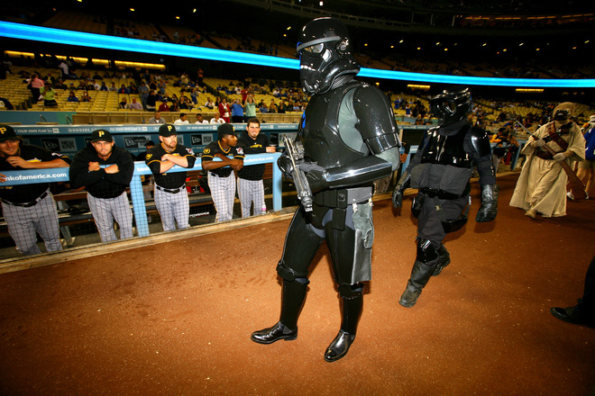 Sons Of Steve Garvey Things More Or Less Star Wars Than Dodgers Star Wars Night