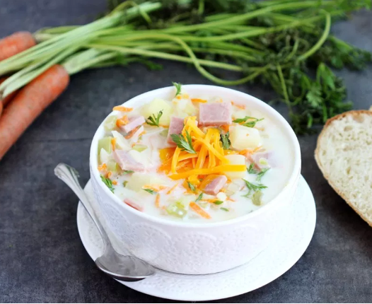 Cheesy Ham and Vegetable Chowder