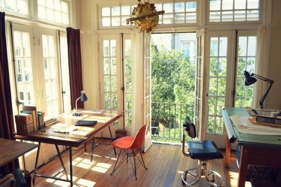 BHH FACT / Desk + Window = More Creative Work Life - desk 8 bohohome.com @bohosusan