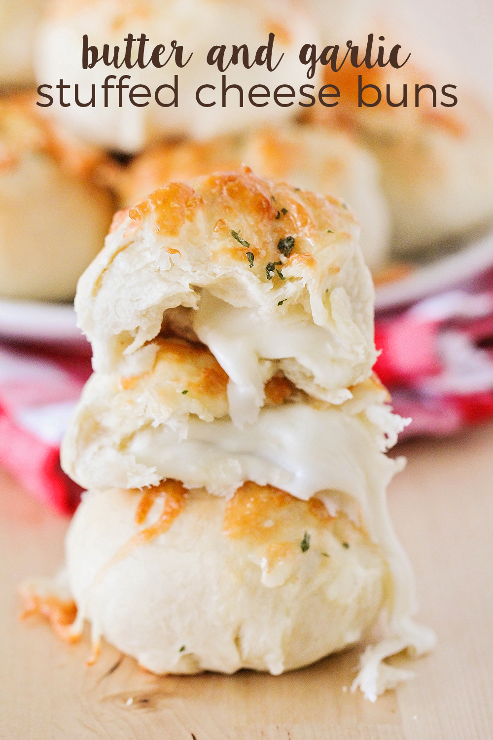 These gooey and melty stuffed cheese buns are amazingly delicious and the perfect side dish or snack!