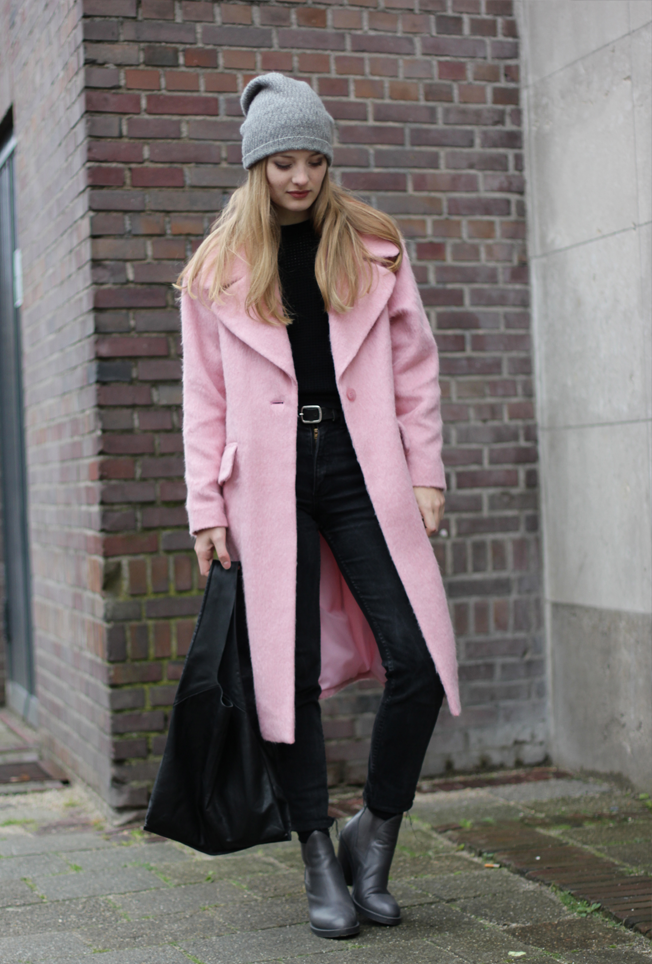 Heritage-mode | The Blog: Oversized pink fluffiness