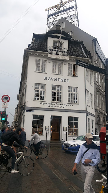 « Ravhuset - Будинок бурштину. »